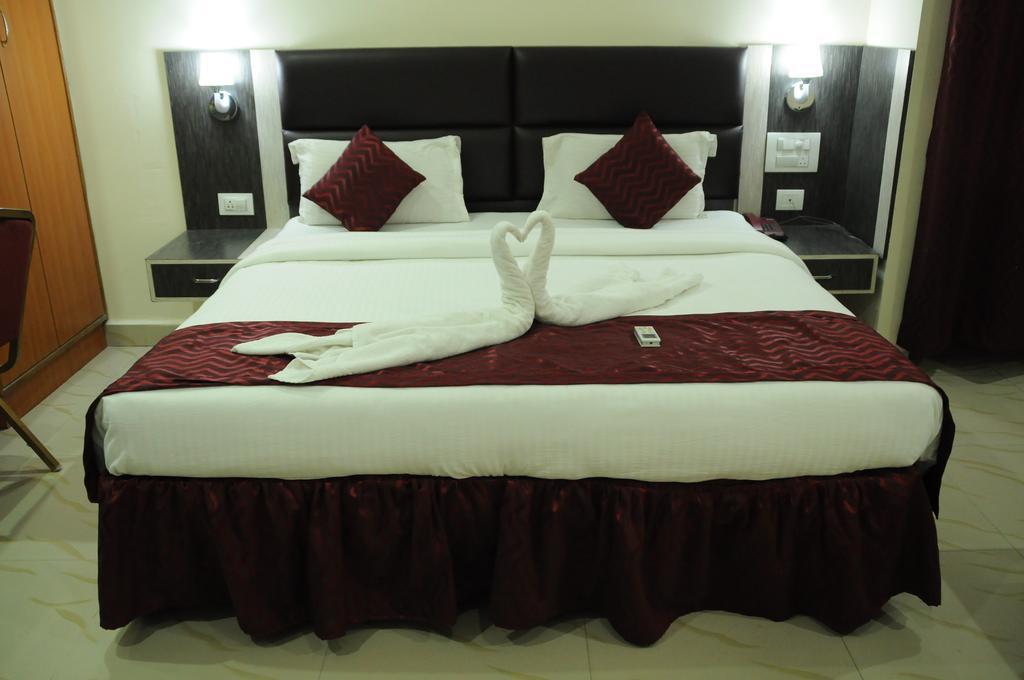 Vihas Inn Tirupati Ngoại thất bức ảnh