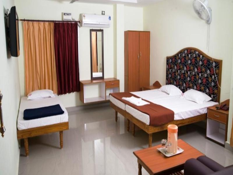 Vihas Inn Tirupati Ngoại thất bức ảnh